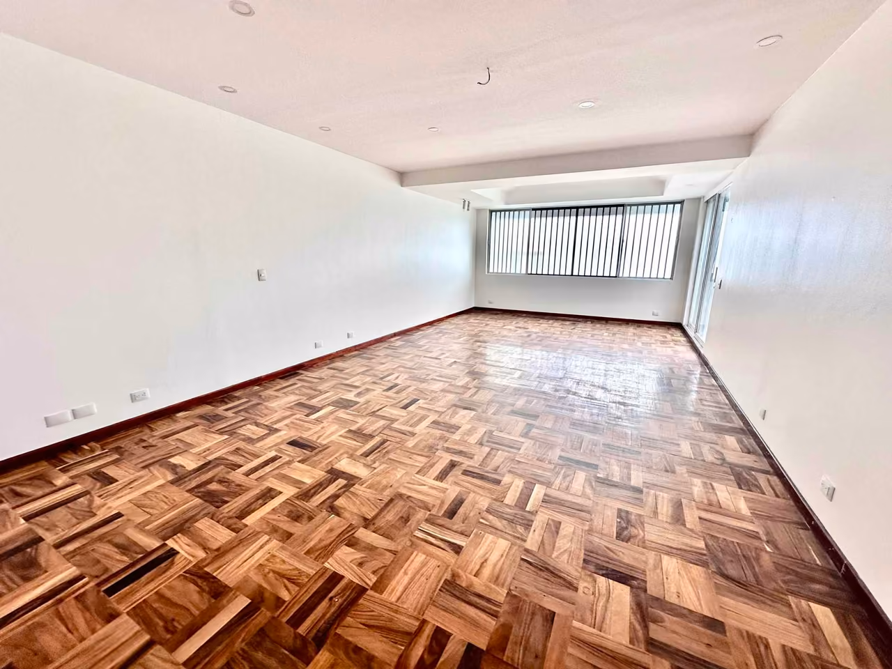 Impresionante casa en Rohrmoser Nunciatura — foto 17 de 20