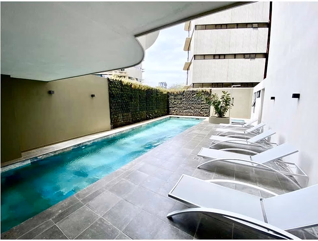 Apartamento en el corazón de la Nunciatura — foto 13 de 18
