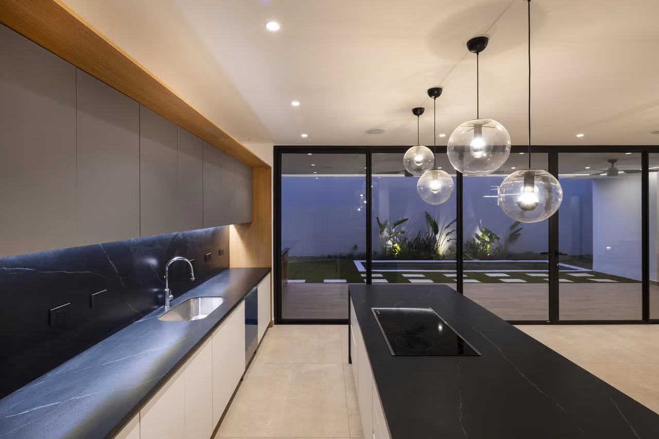 Casa moderna y espectacular en Escazú — foto 3 de 16