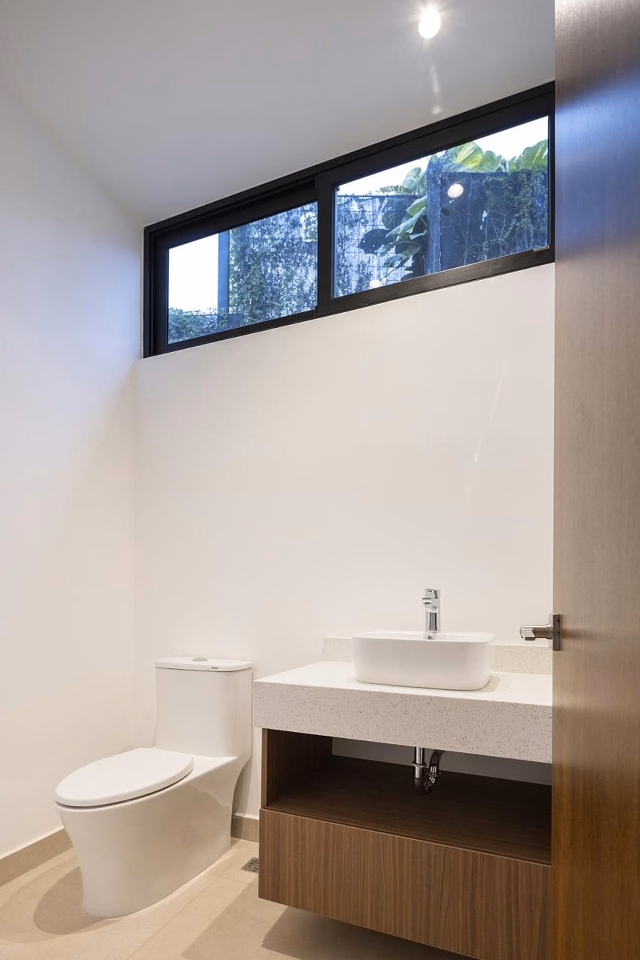 Casa moderna y espectacular en Escazú — foto 11 de 16