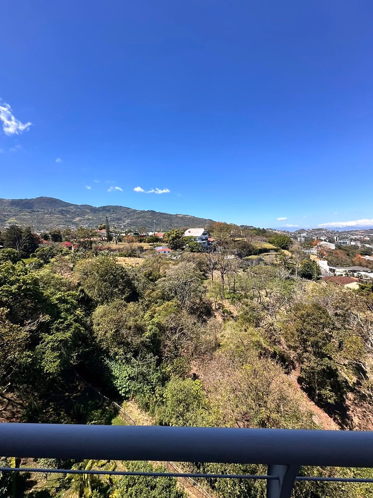 Penthouse in San Rafael de Escazú — photo 15 of 16