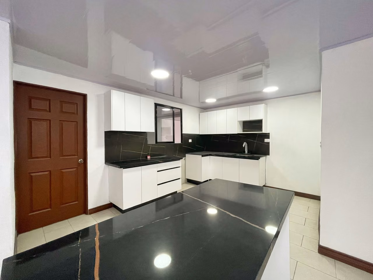 Casa de una planta en Rohrmoser — foto 7 de 16
