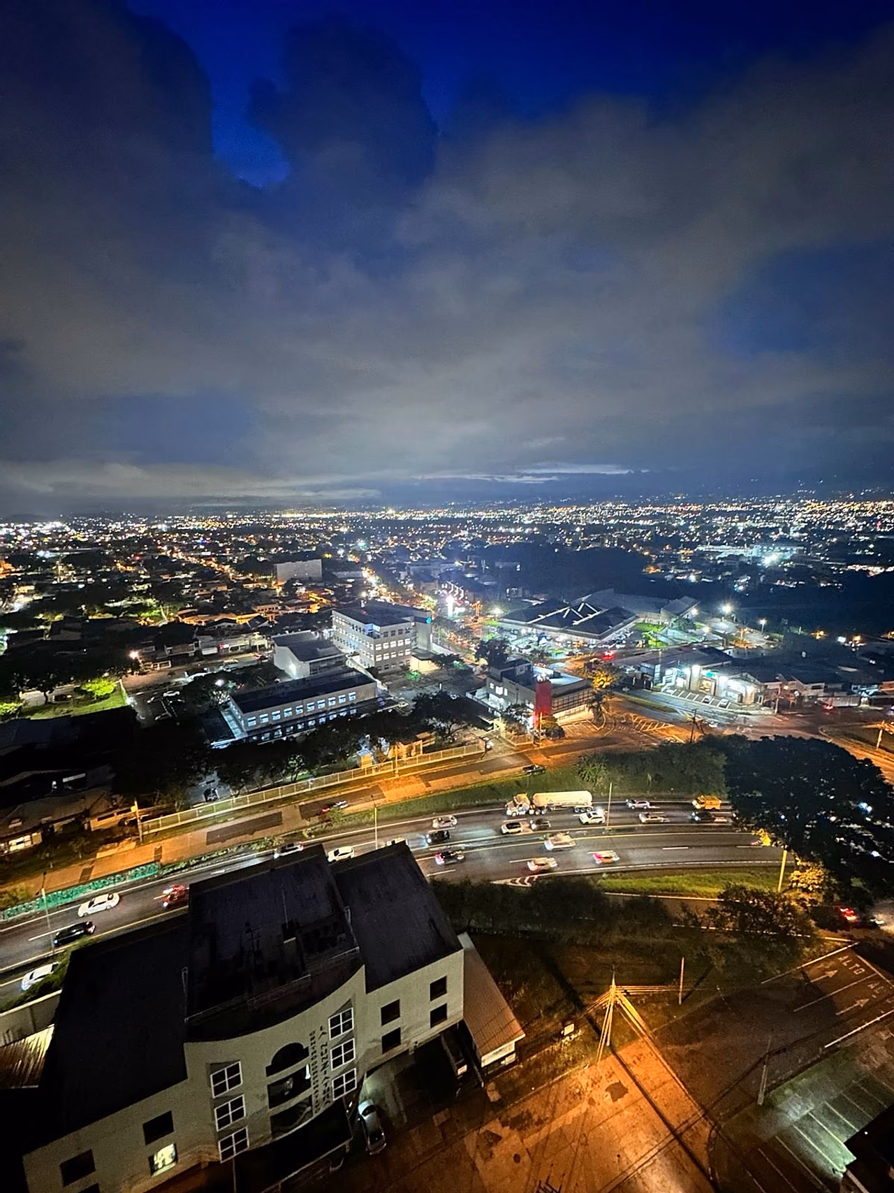 Apartamento en Nunciatura — foto 1 de 18