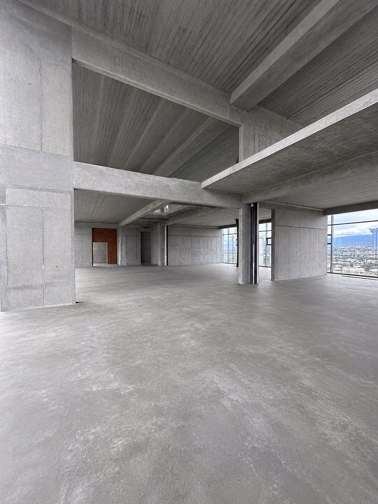 Penthouse in Nunciatura — photo 3 of 4