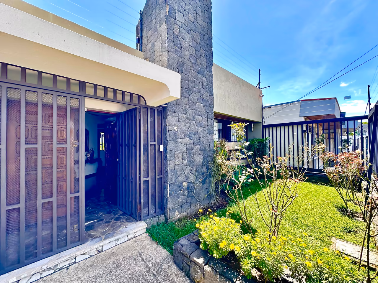Casa en Sabana Sur uso mixto y residencial — foto 2 de 20