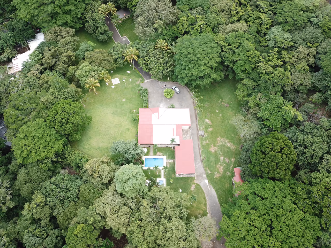Hermosa propiedad en Ciruelas Alajuela — foto 19 de 19