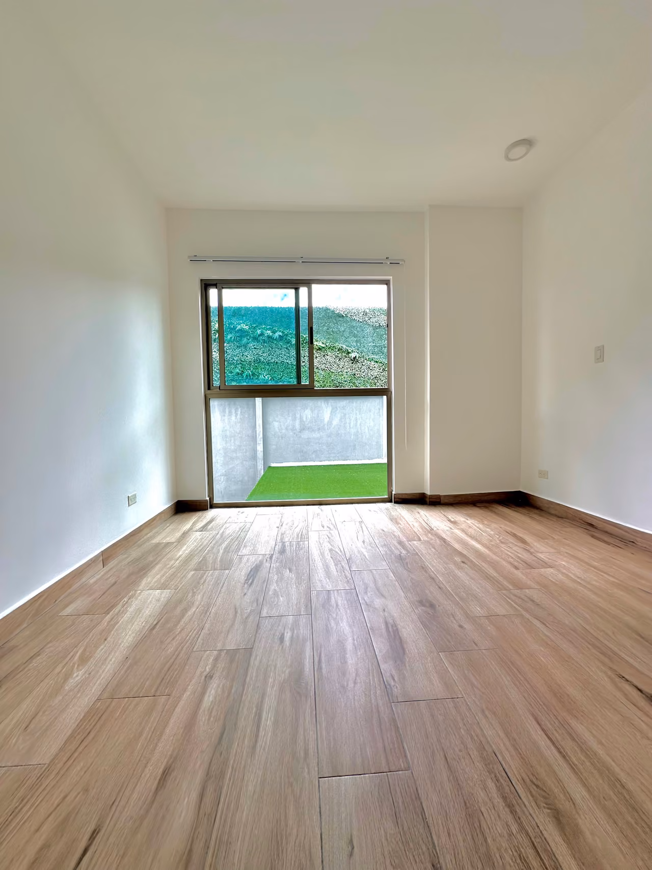 Apartamento moderno en Rohrmoser — foto 16 de 18