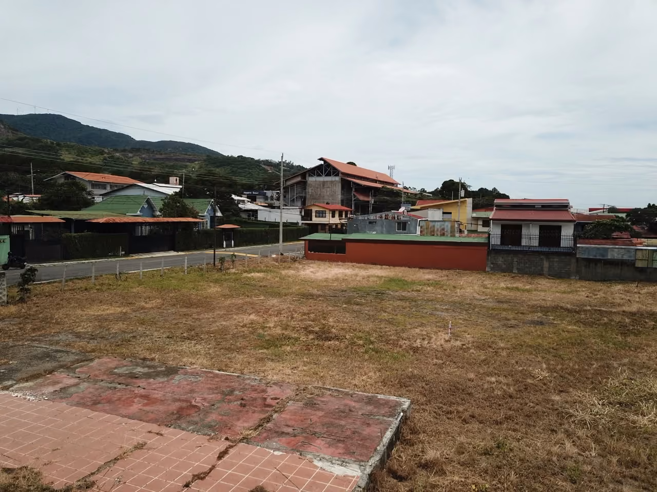 Lote comercial en Santa Ana centro — foto 6 de 12