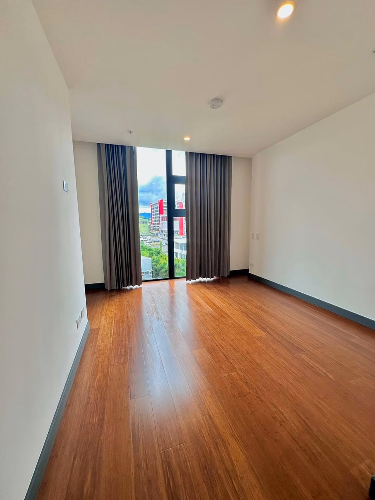 Beautiful apartment in Barrio Dent — photo 8 of 17