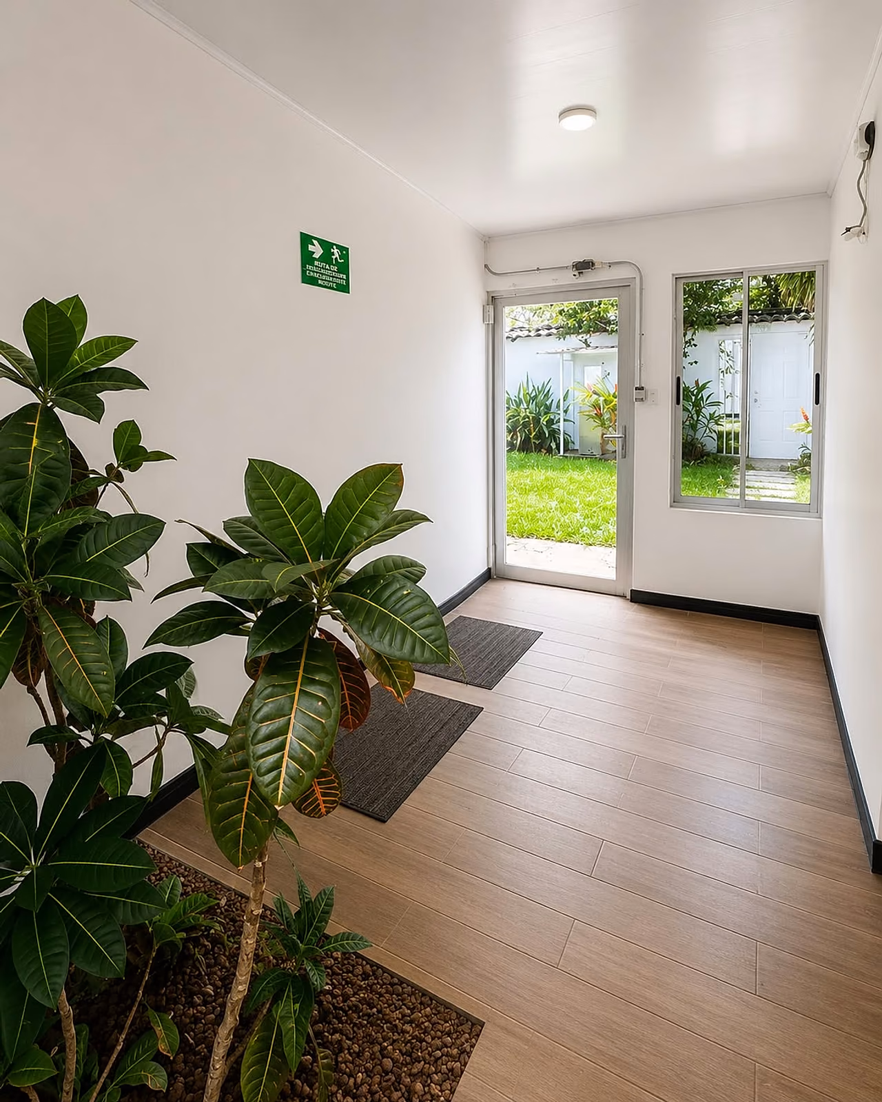 House in Nunciatura, ideal for development or rent — photo 4 of 13
