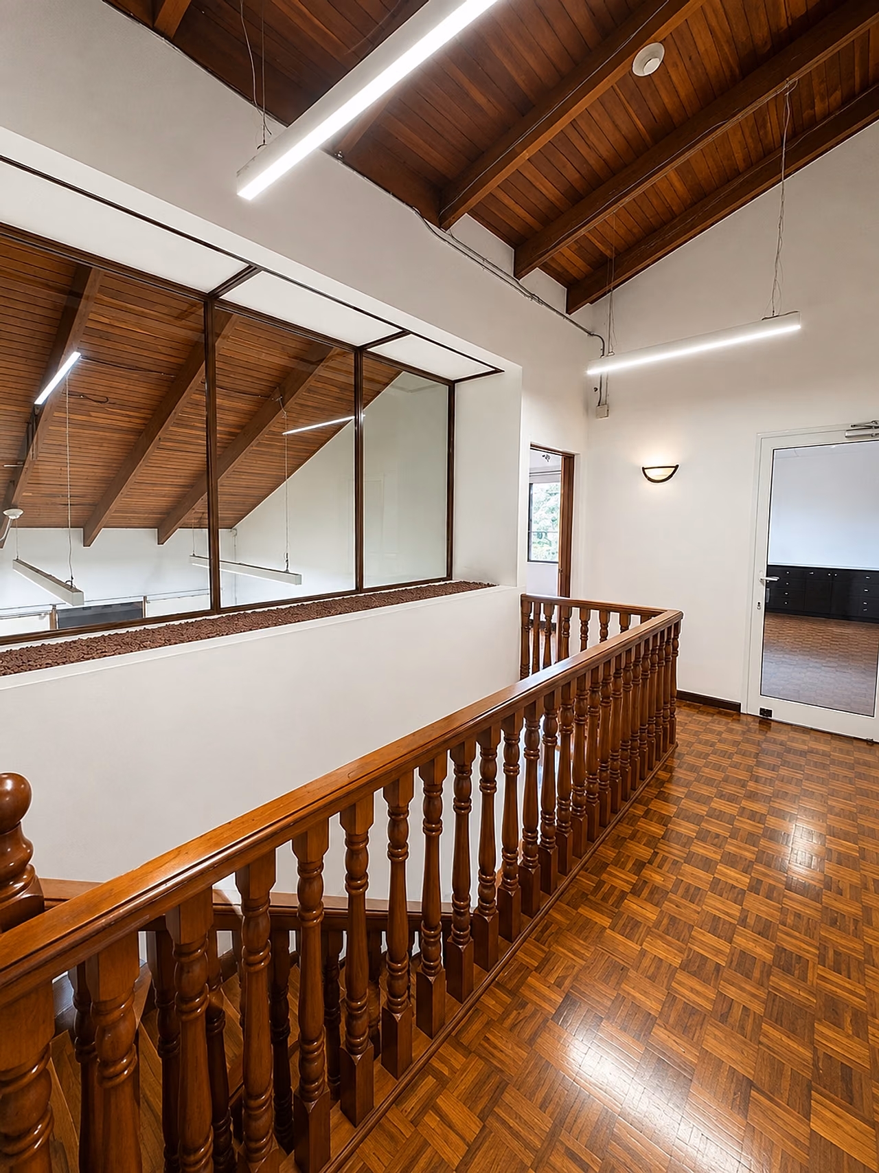 House in Nunciatura for offices or residential use — photo 10 of 20
