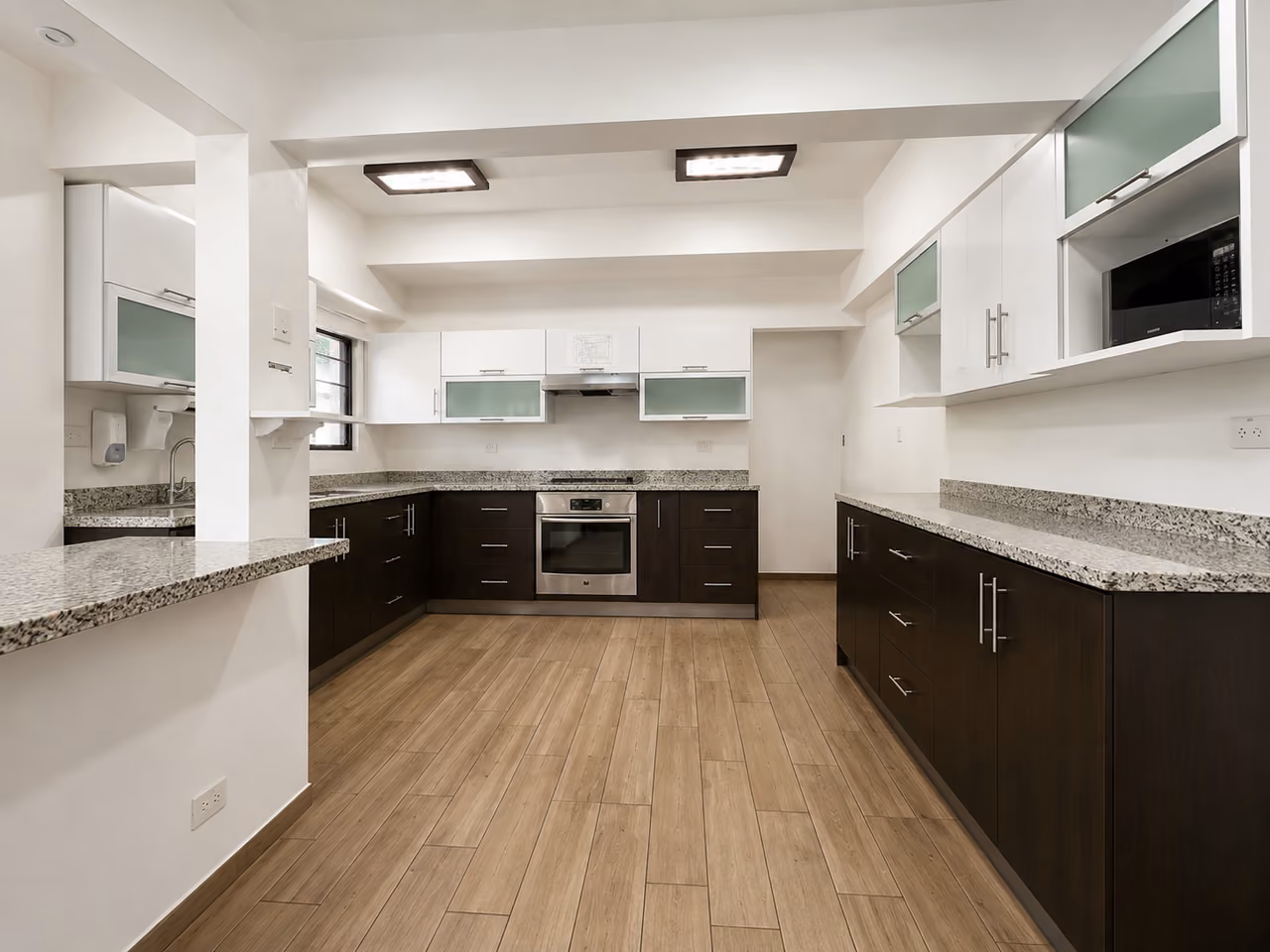 House in Nunciatura for offices or residential use — photo 15 of 20