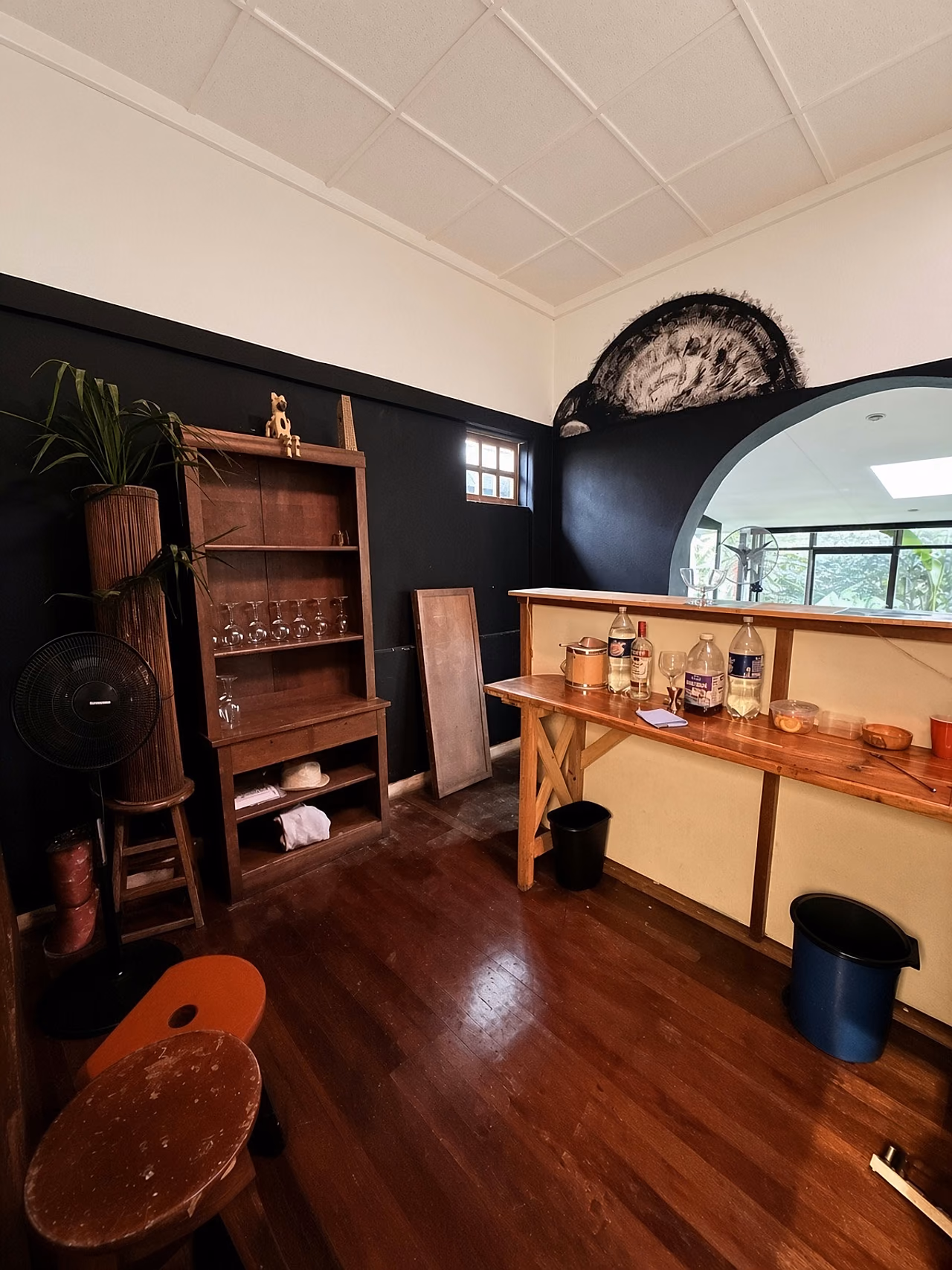 Commercial-use property in Escalante — photo 2 of 12