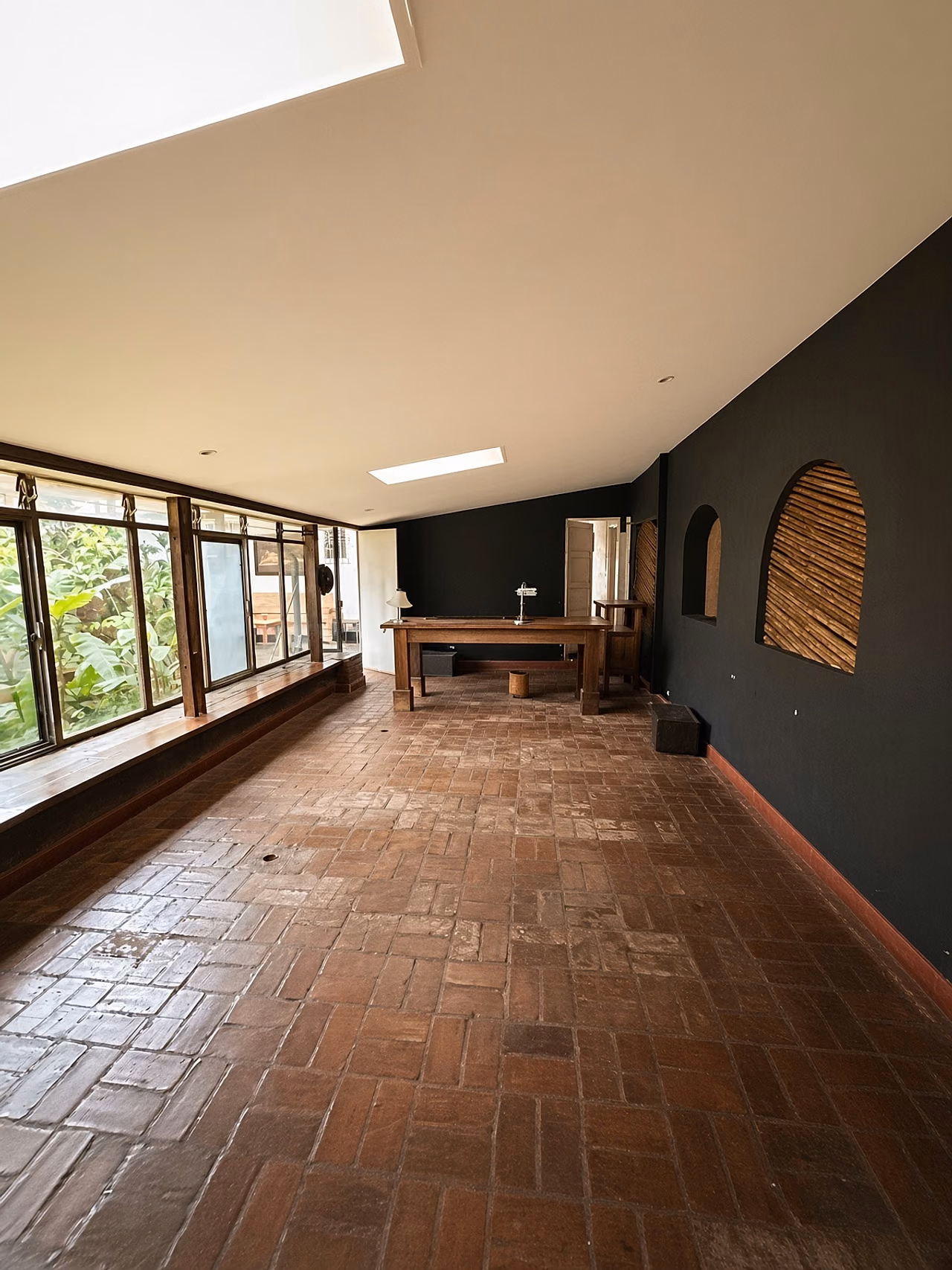 Commercial-use property in Escalante — photo 3 of 12
