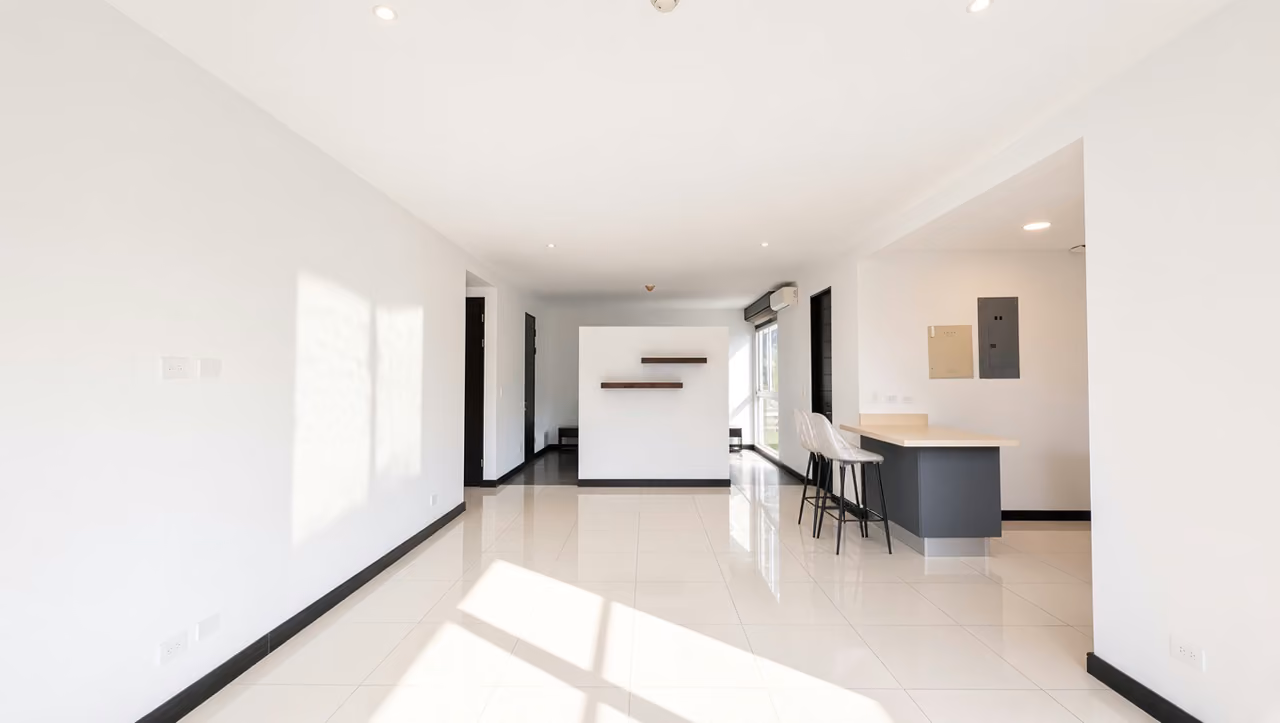 Apartamento en escazú — foto 2 de 8