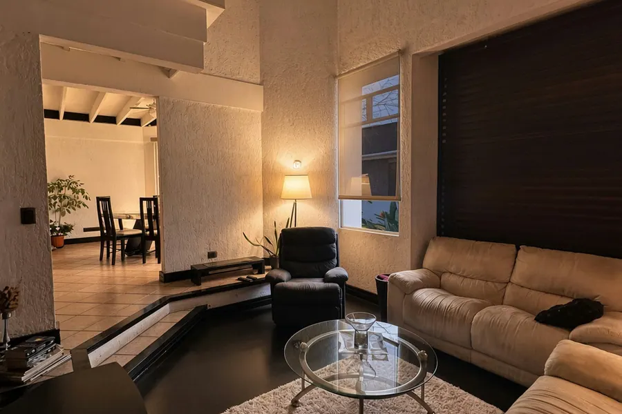 Casa en Sabana Sur
