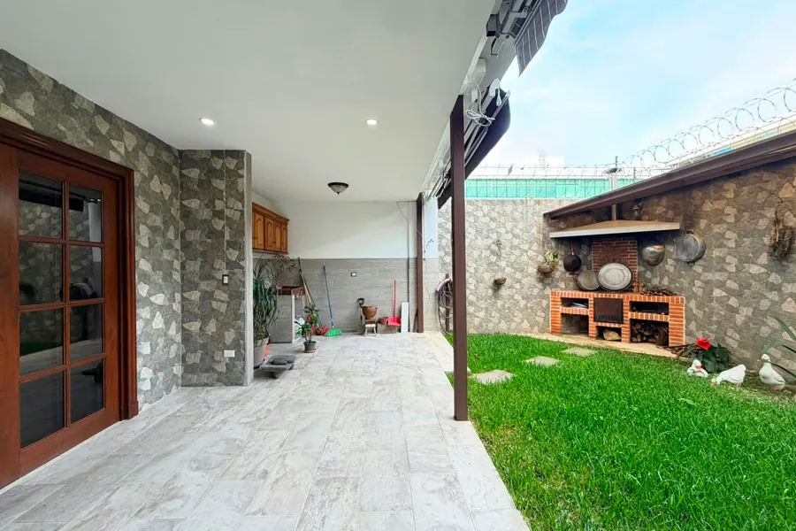 Casa en Sabana Sur